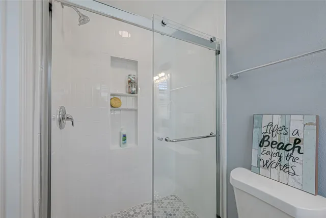 $2,600 | 1914 Lynnview Drive, Houston, TX 77055