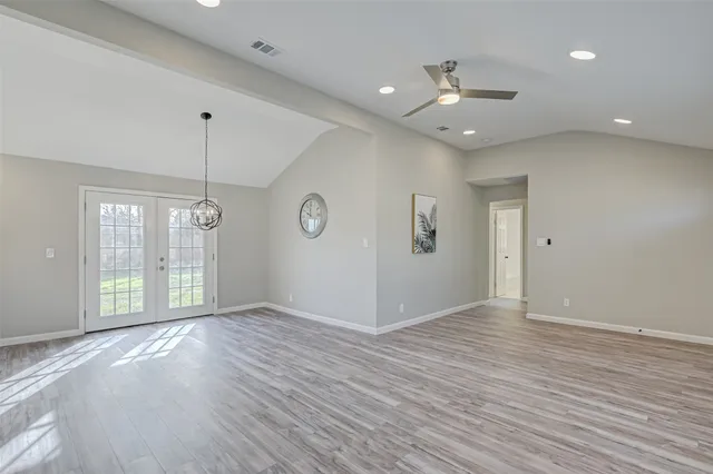 $2,600 | 1914 Lynnview Drive, Houston, TX 77055