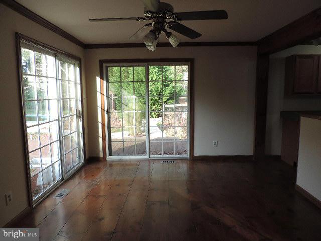 9697 Leeds Landing Road Easton, MD 21601 - Photo 12 of 13 Dining Room