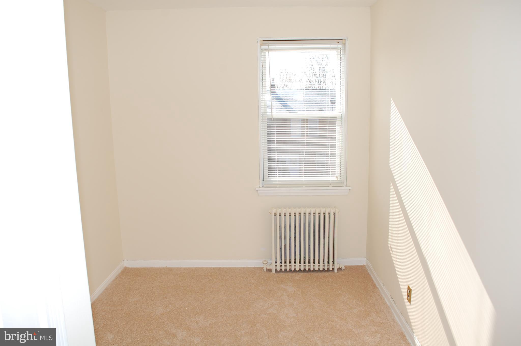 1707 Pin Oak Road Parkville, MD 21234 - Photo 13 of 16