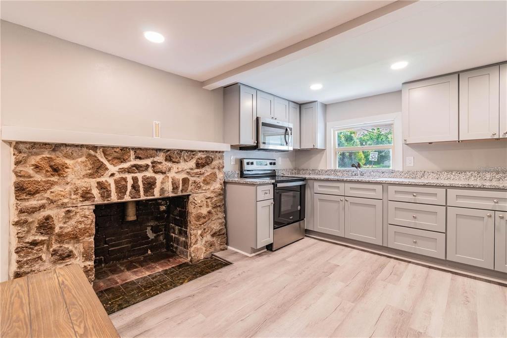 5714 Kenwood Avenue New Port Richey, FL 34652 - Photo 16 of 20