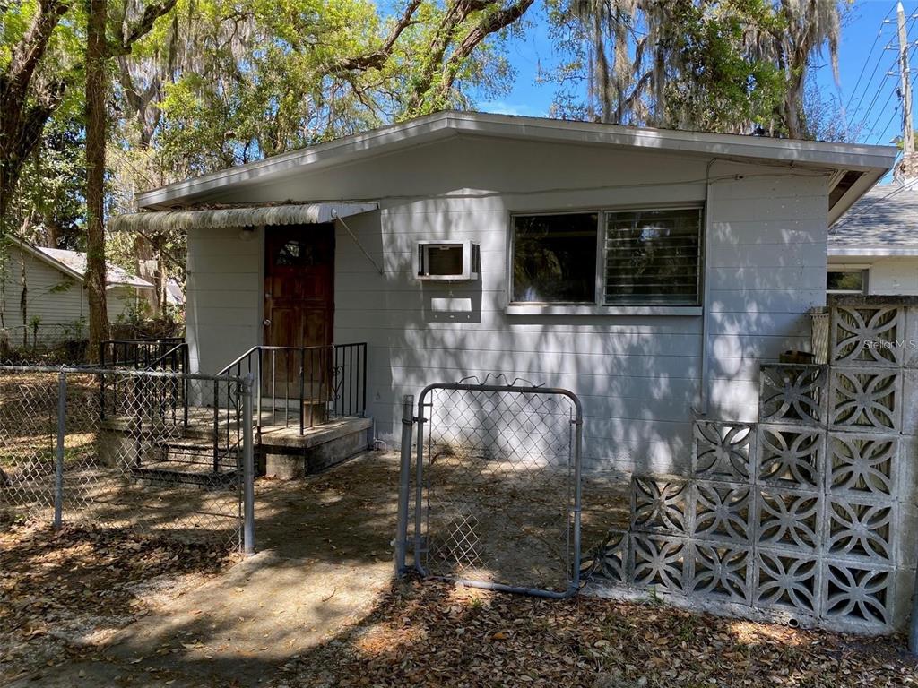 5714 Kenwood Avenue New Port Richey, FL 34652 - Photo 3 of 20