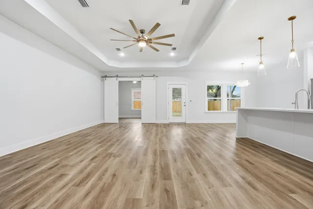 $700,000 | 15 Plew Avenue, Shalimar, FL 32579