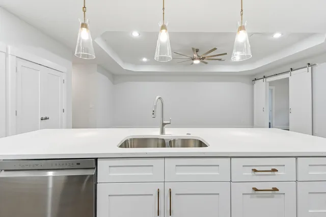 $700,000 | 15 Plew Avenue, Shalimar, FL 32579