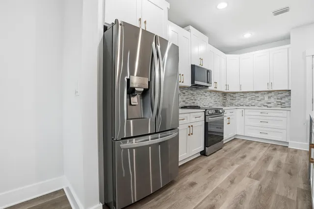 $700,000 | 15 Plew Avenue, Shalimar, FL 32579