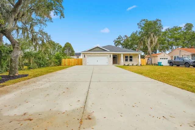 $700,000 | 15 Plew Avenue, Shalimar, FL 32579