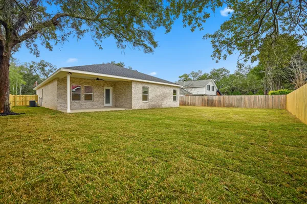 $675,000 | 15 Plew Avenue, Shalimar, FL 32579