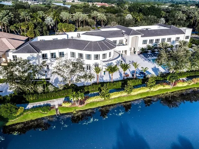 $2,950,000 | 8850 Valhalla Drive, Delray Beach, FL 33446