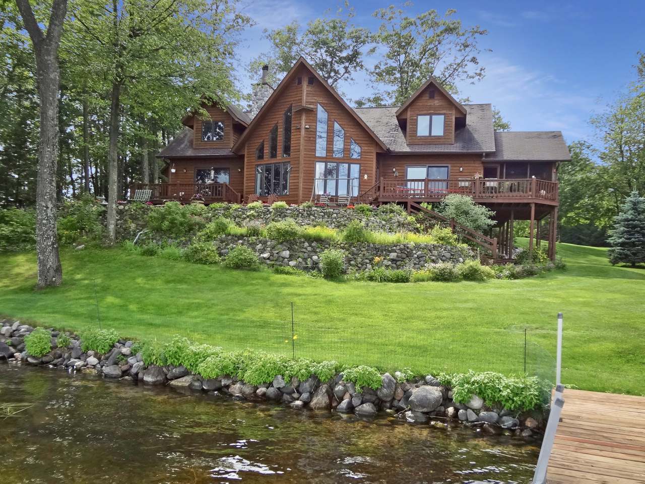 9386 West Tomahawk Lake Road Minocqua, WI 54548 - Photo 1 of 28 Gallery Image 1