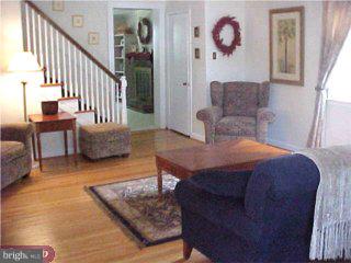 19 Raymond Road Broomall, PA 19008 - Photo 3 of 6 Gallery Image 3