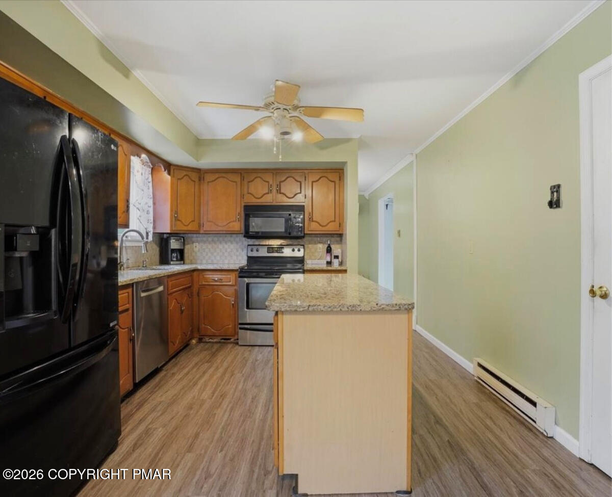 239 Sundance Road Effort, PA 18330 - Photo 11 of 60 29