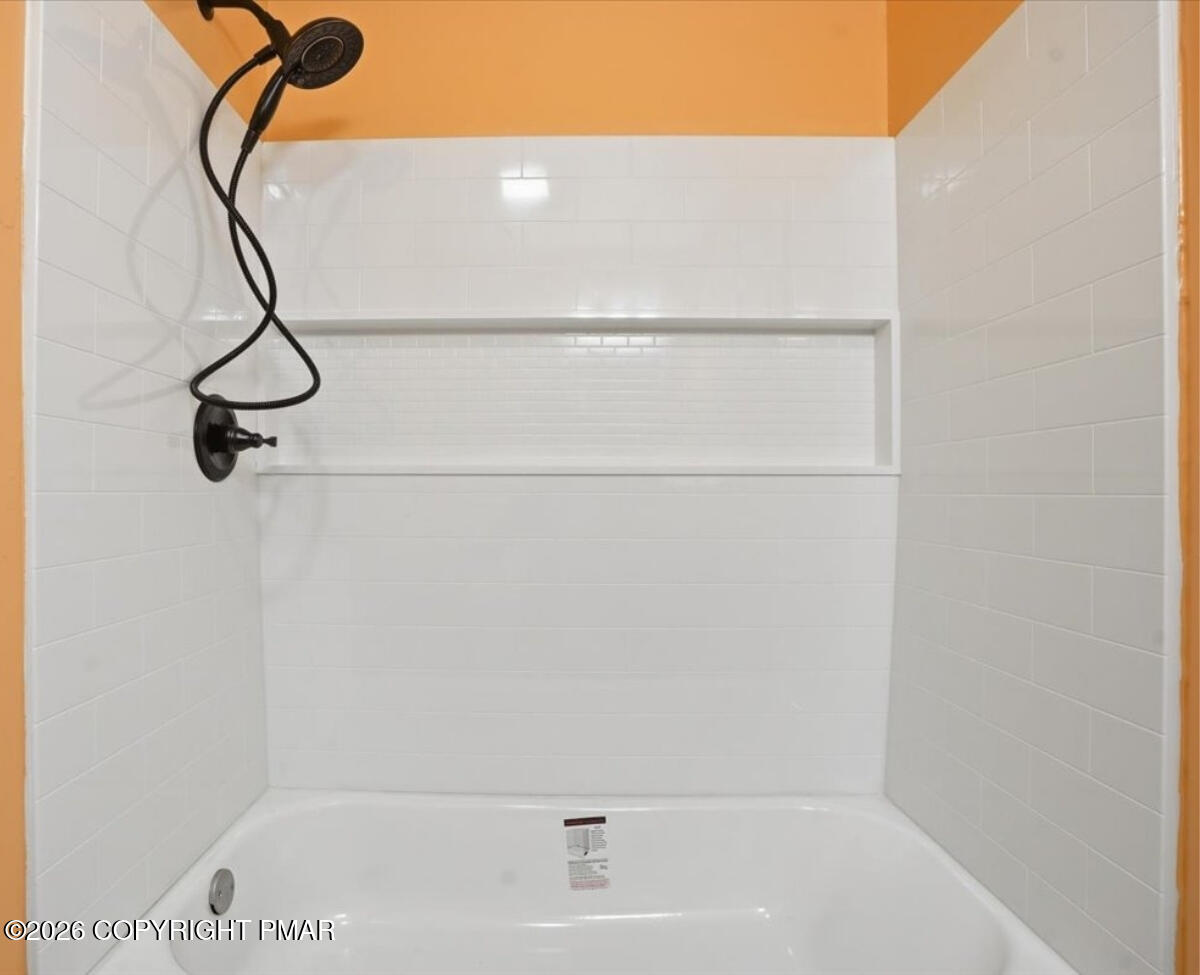 239 Sundance Road Effort, PA 18330 - Photo 34 of 60 50