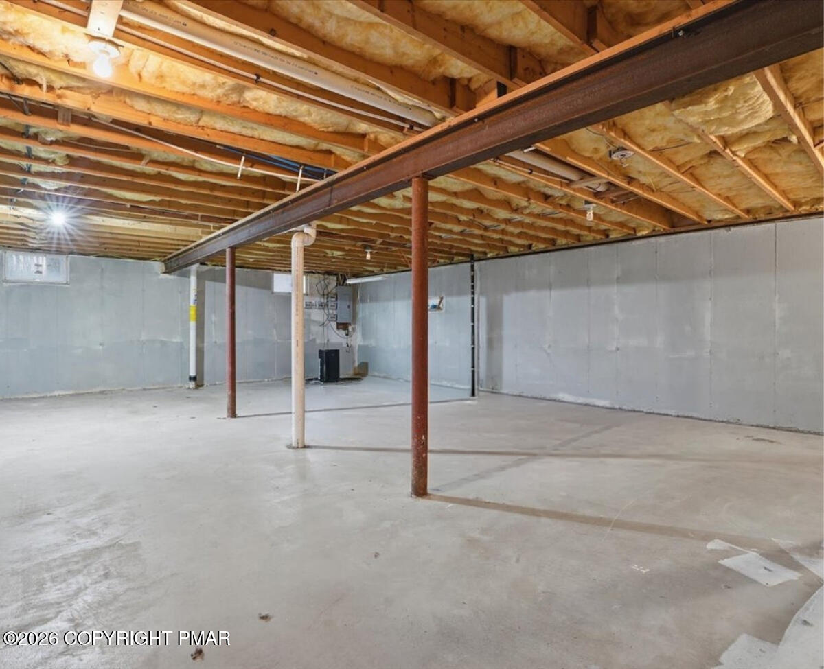 239 Sundance Road Effort, PA 18330 - Photo 36 of 60 52