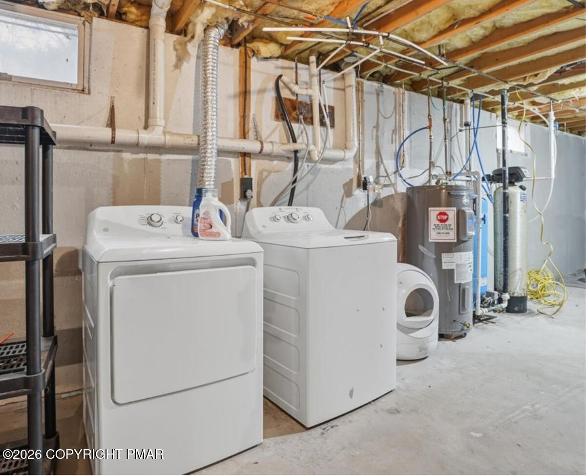 239 Sundance Road Effort, PA 18330 - Photo 38 of 60 a utility room with dryer and washer