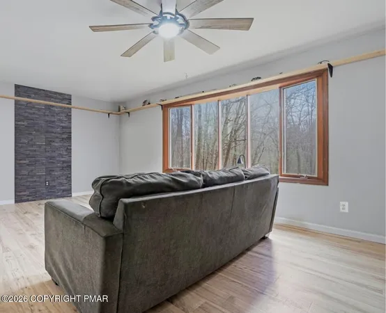 $379,900 | 239 Sundance Road, Effort, PA 18330