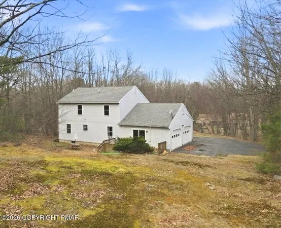 $379,900 | 239 Sundance Road, Effort, PA 18330