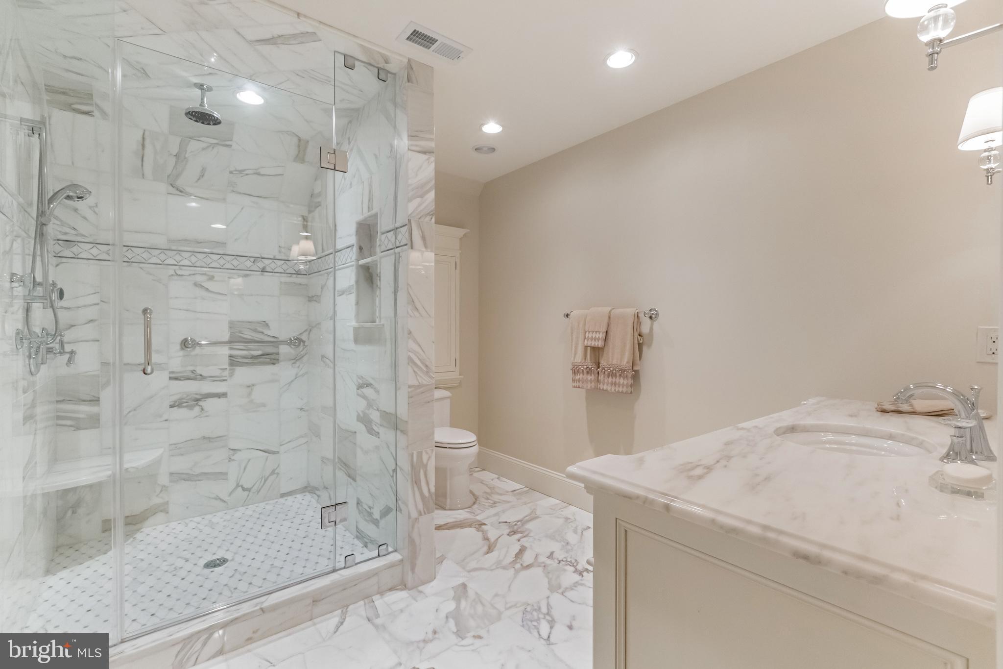 601 Chews Landing Road Haddonfield, NJ 08033 - Photo 37 of 60 Bathroom to Bedroom #2