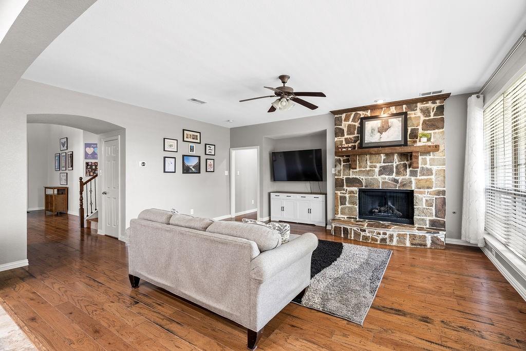 1002 Ranger Road Forney, TX 75126 - Photo 7 of 31 Gallery Image 7