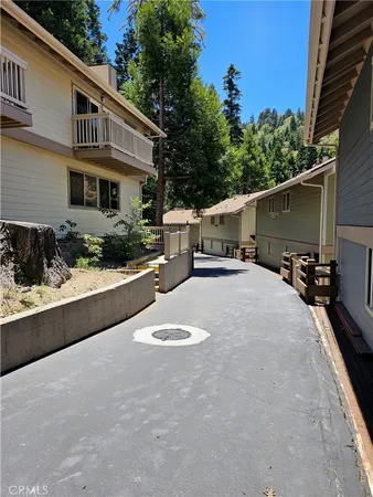 $330,000 | 310 Canyon Crest Lane, Lake Arrowhead, CA 92352