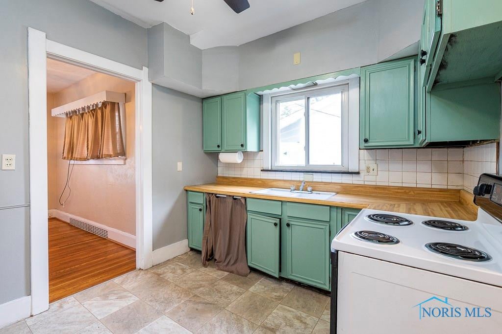 4048 Wetzler Road Toledo, OH 43612 - Photo 17 of 34 Photo 17