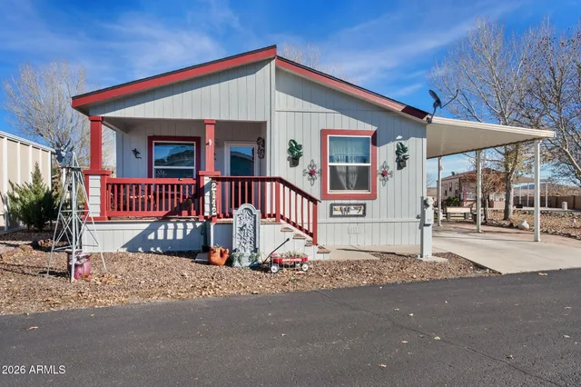a view of house with a street