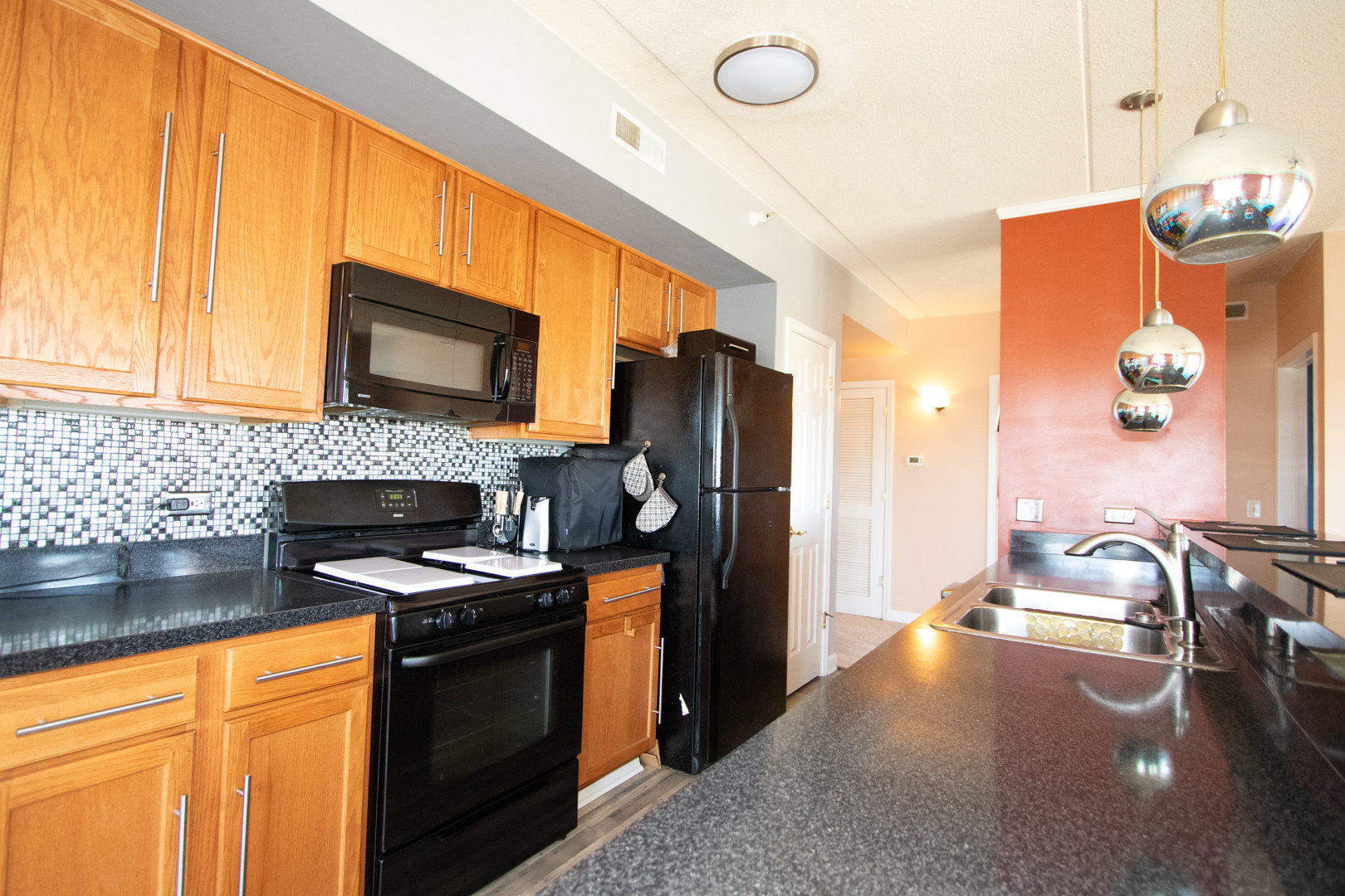 77 North Wolf Road, Unit 509 Northlake, IL 60164 - Photo 12 of 33