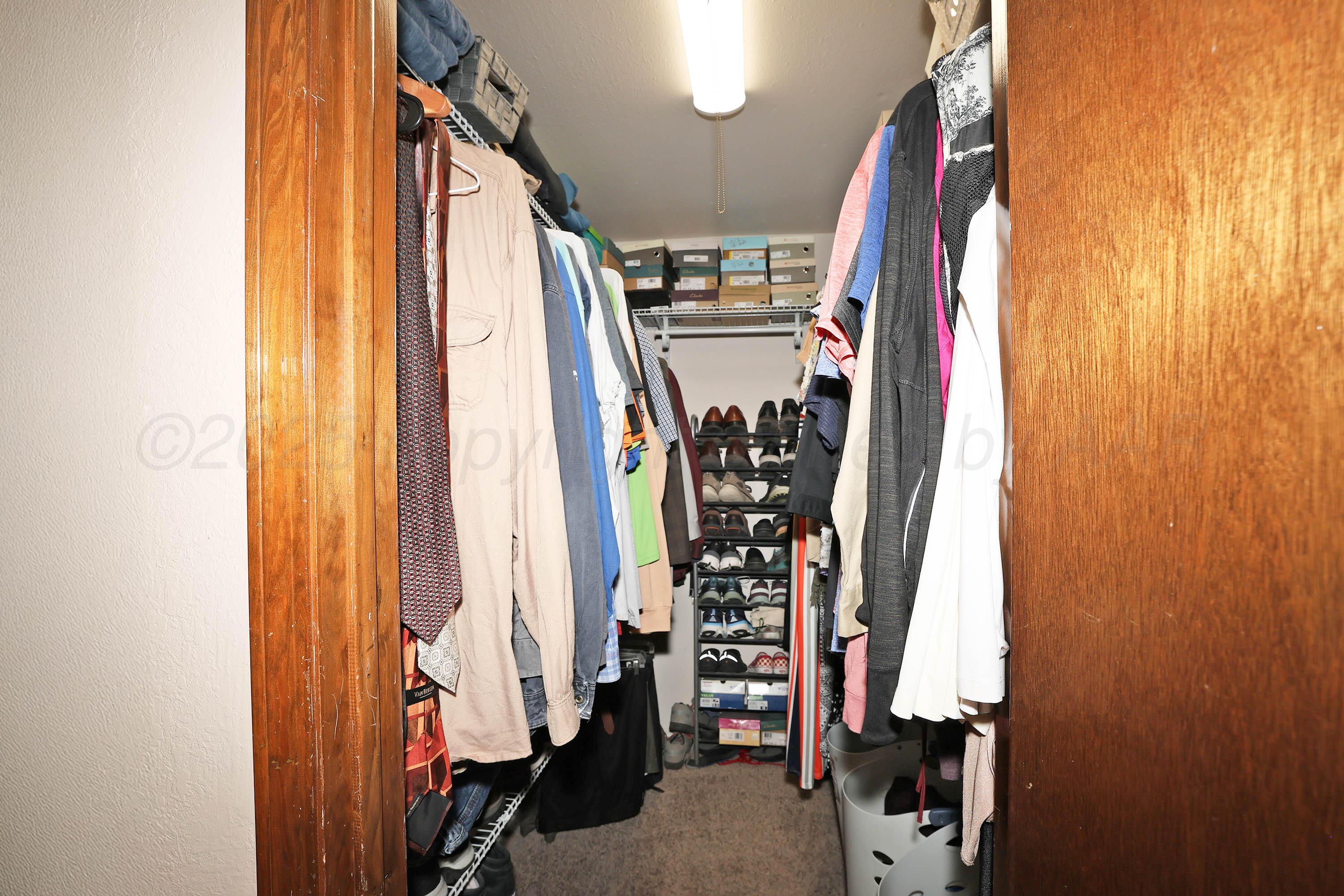 5301 Whitney Lane Amarillo, TX 79110 - Photo 14 of 28 14-Primary Closet