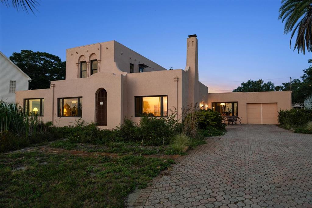 43 Edgewater Drive Dunedin, FL 34698 - Photo 12 of 35