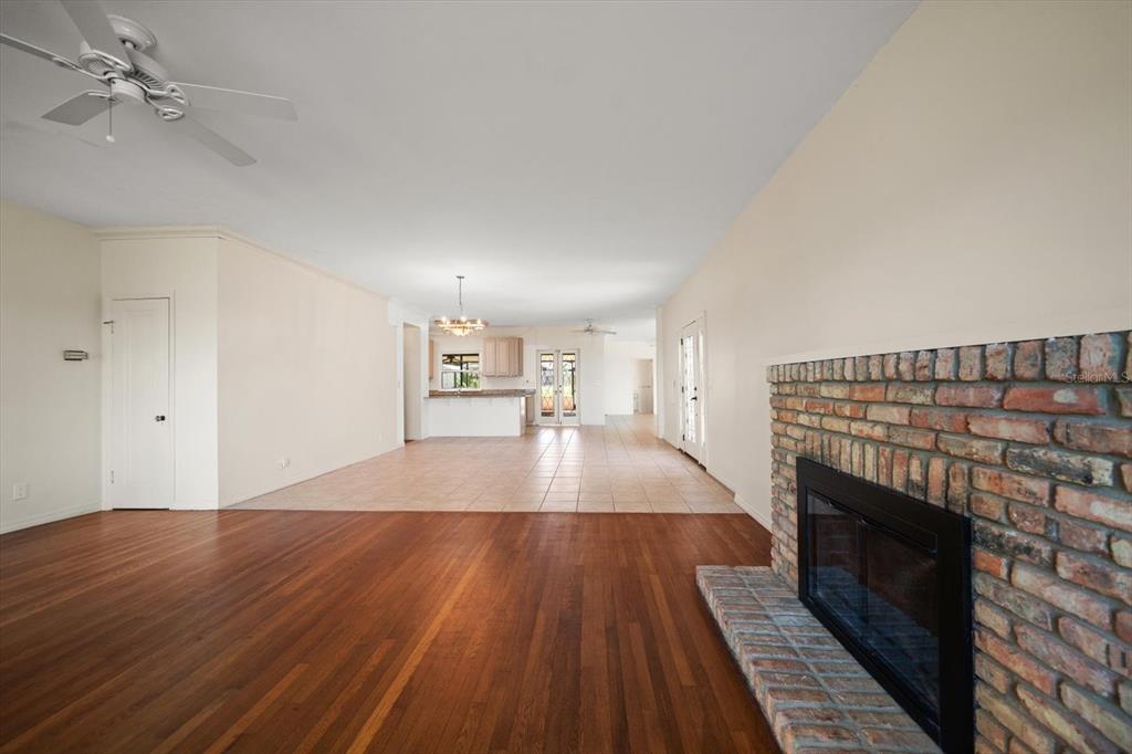 43 Edgewater Drive Dunedin, FL 34698 - Photo 17 of 35