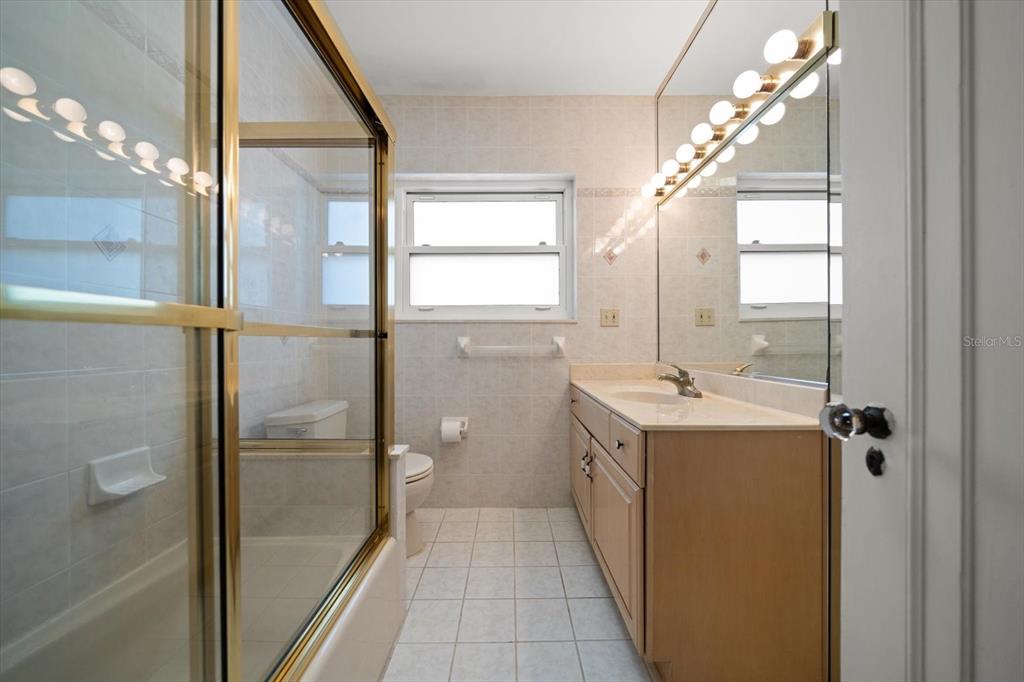 43 Edgewater Drive Dunedin, FL 34698 - Photo 30 of 35