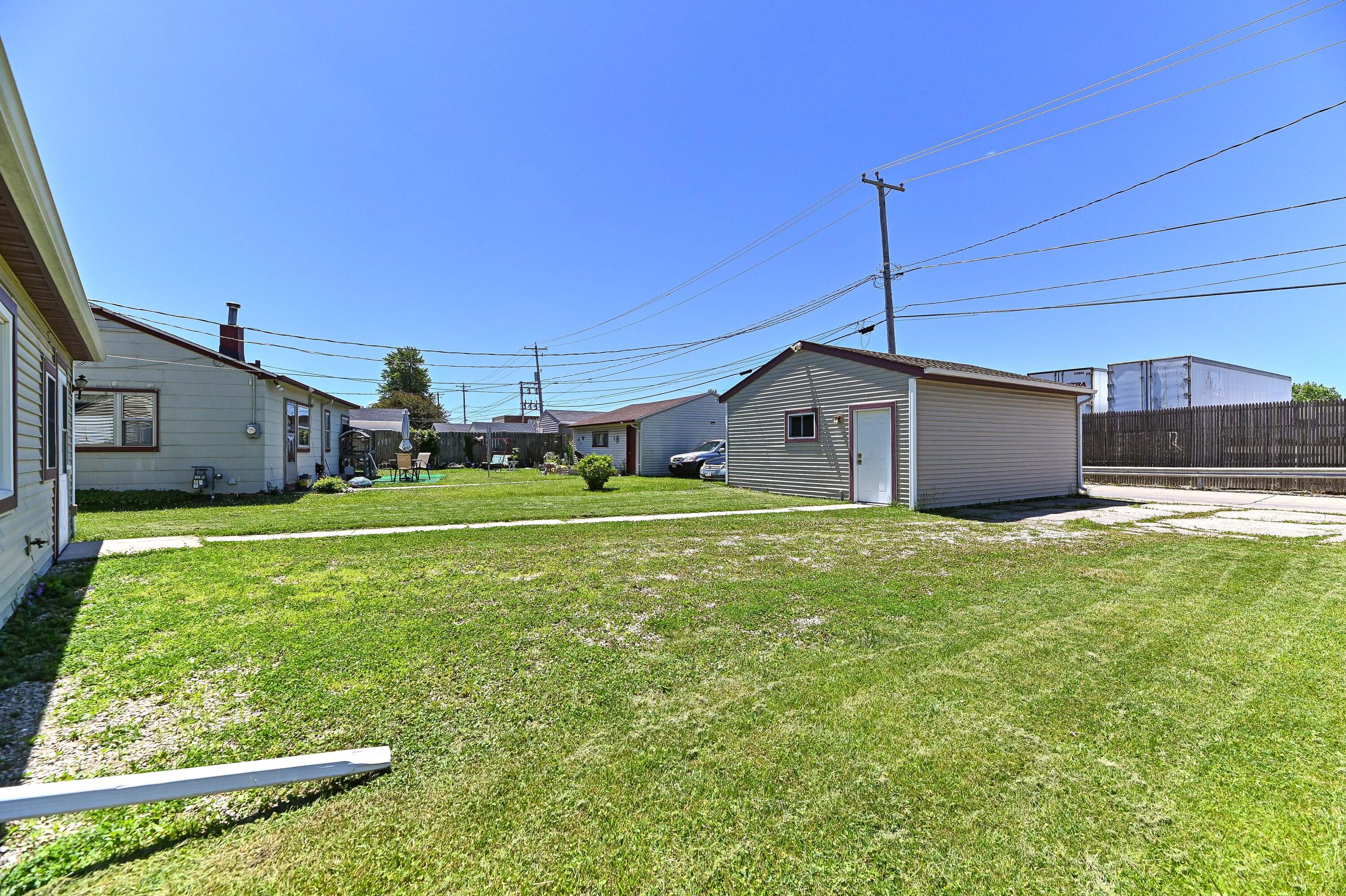 3409 South 20th Street Milwaukee, WI 53215 - Photo 24 of 28 s 20th-24