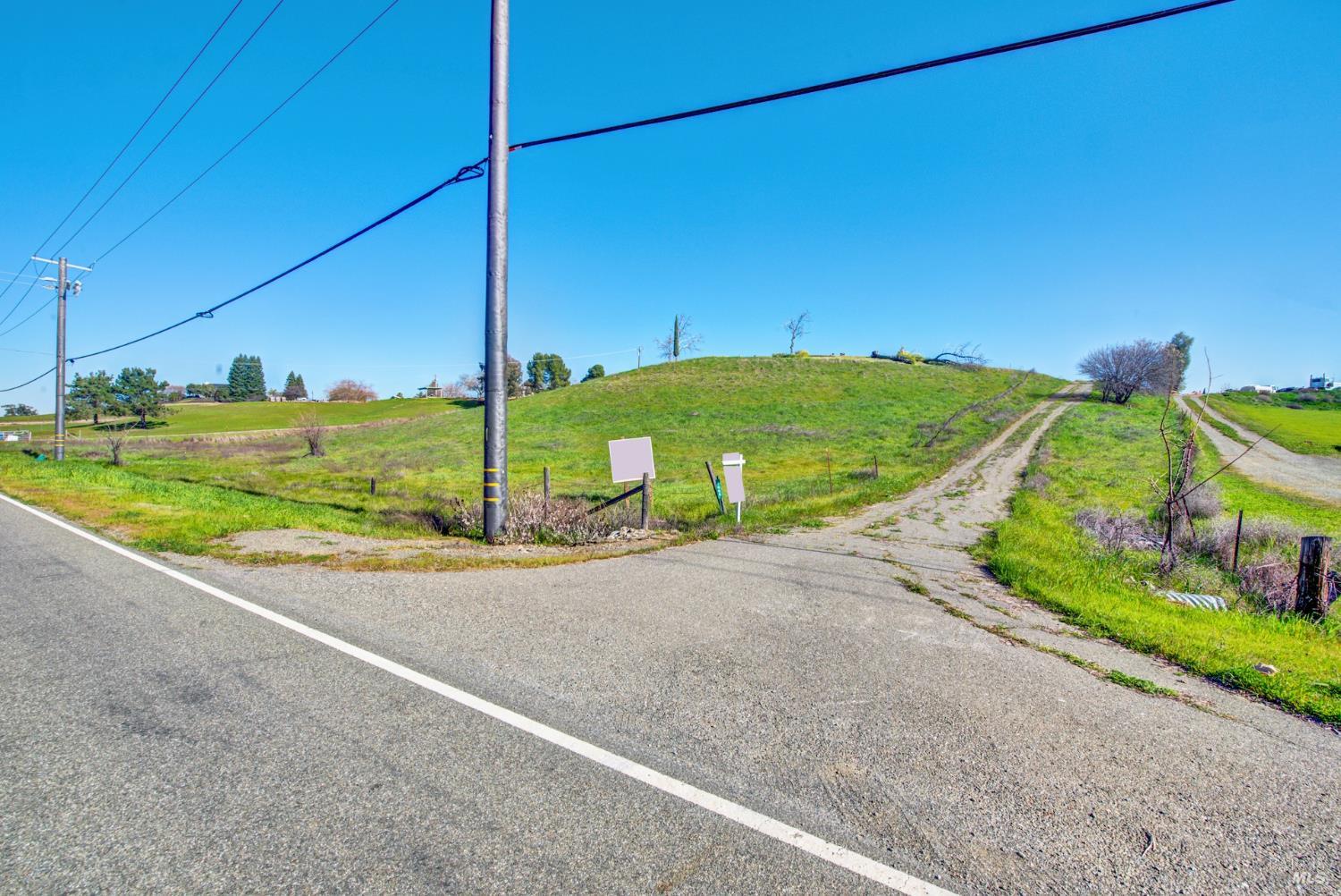 7668 English Hills Road Vacaville, CA 95688 - Photo 44 of 83