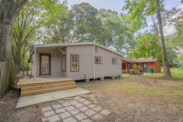 $2,000 | 30114 Oak Street, Walker, LA 70785