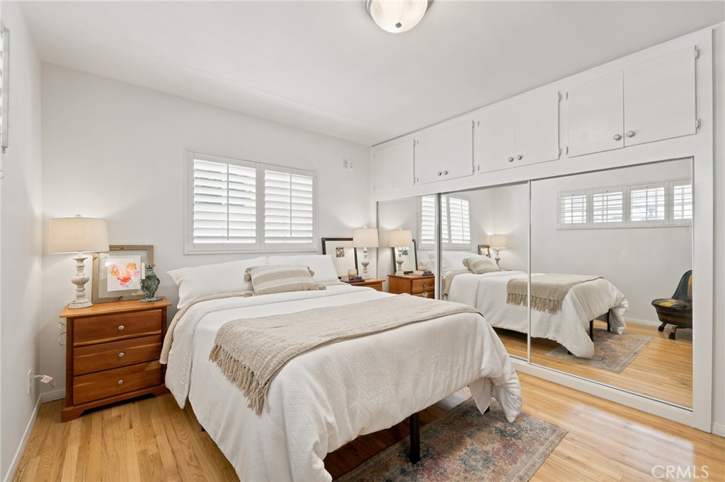 1869 Country Club Road Thousand Oaks, CA 91360 - Photo 22 of 35
