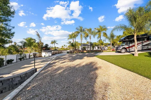 $1,550,000 | 1625 Camino De Nog, Fallbrook, CA 92028