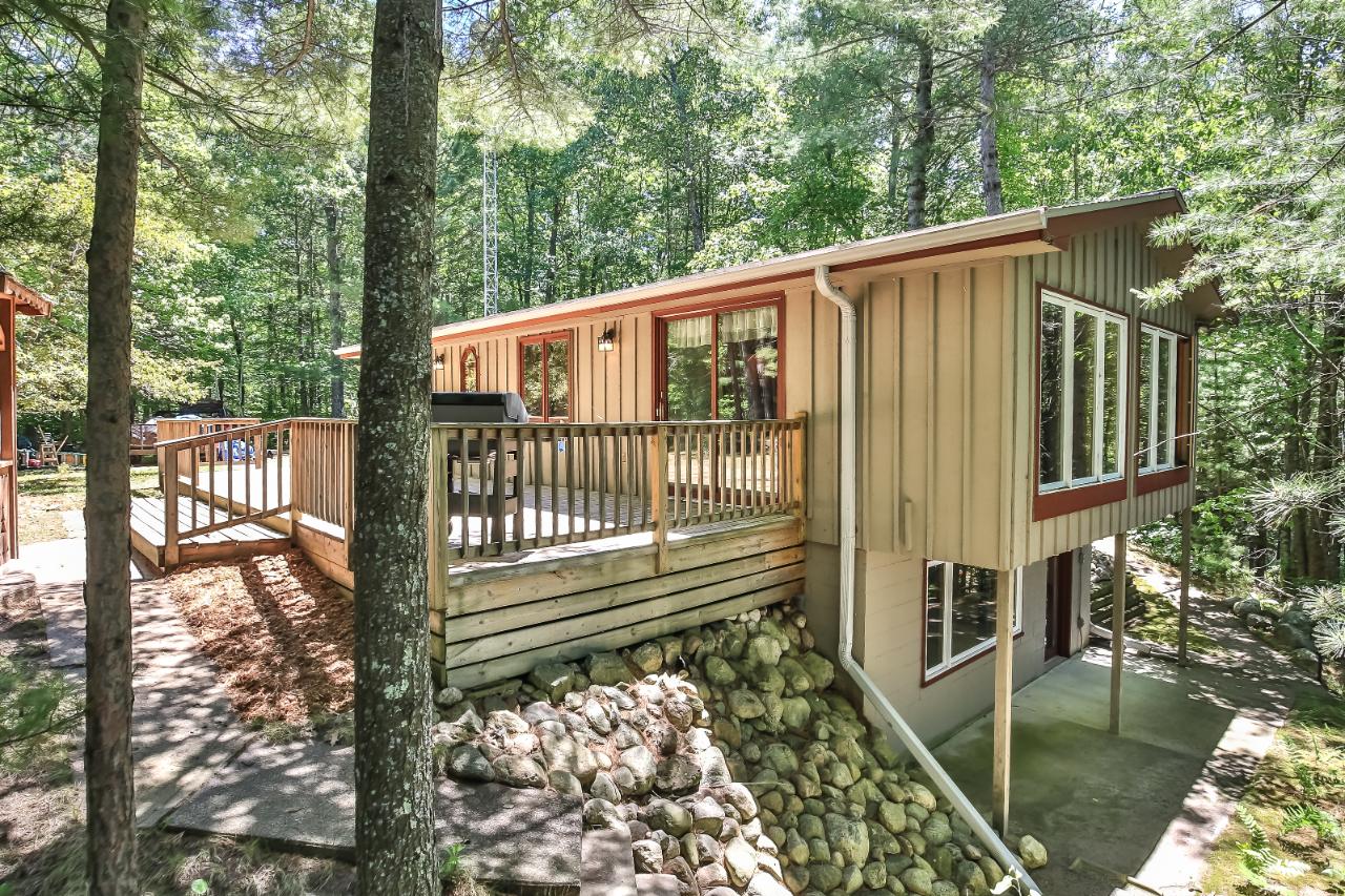 6577 South Bluebird Road Lake Tomahawk, WI 54539 - Photo 1 of 19 Gallery Image 1