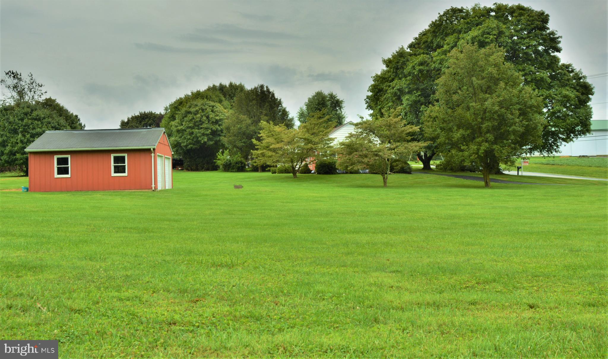 759 Long Corner Road Mount Airy, MD 21771 - Photo 29 of 37 Side Yard View