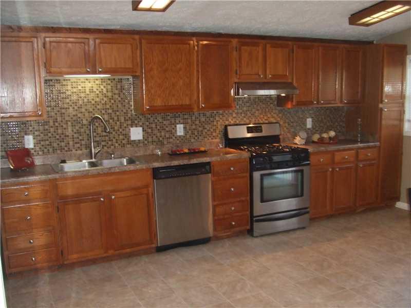 4635 Tincher Road Indianapolis, IN 46221 - Photo 4 of 18 Gallery Image 4