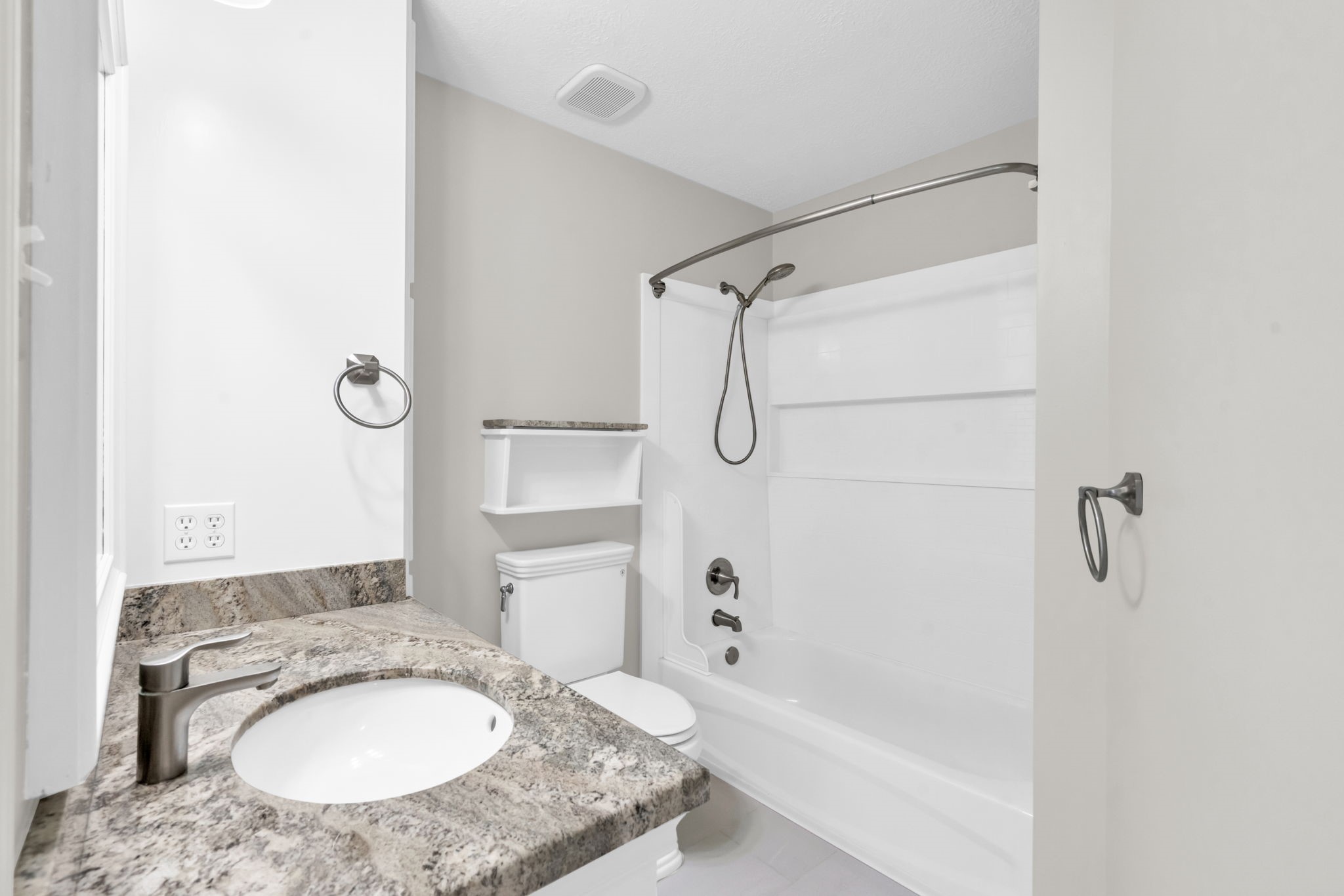 142 West Shadowpoint Circle The Woodlands, TX 77381 - Photo 36 of 50