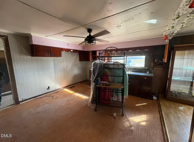 a view of a storage & utility room