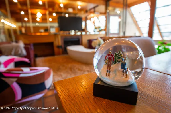 $13,950,000 | 925 West North Street, Aspen, CO 81611