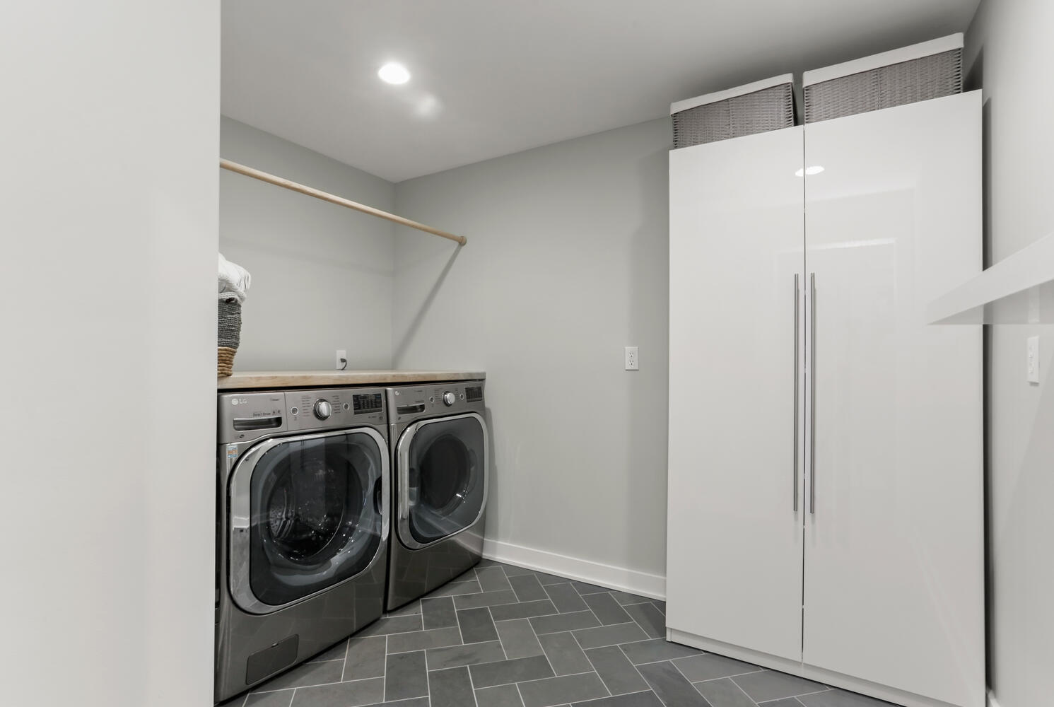 50 Summit Ridge Road New Canaan, CT 06840 - Photo 25 of 49 a utility room with dryer and washer