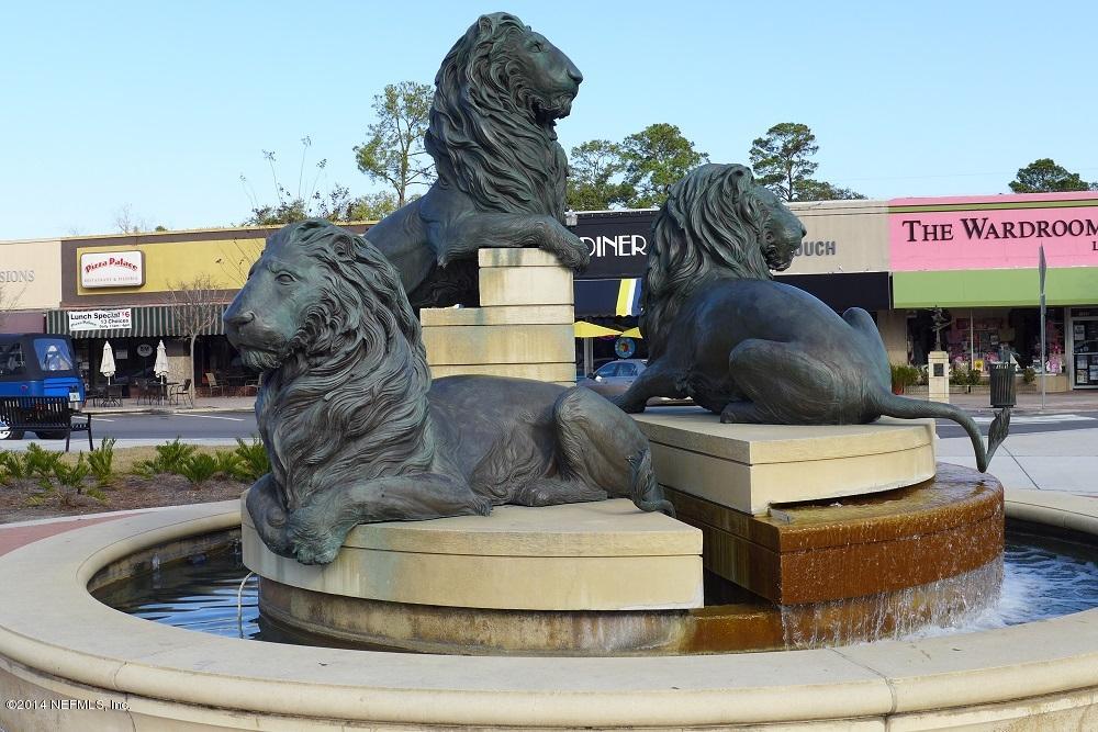 1526 Ridgeland Road Jacksonville, FL 32207 - Photo 51 of 59 Sculpture