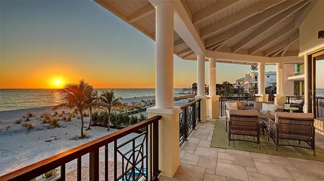 $10,000,000 | 6477 Gulfside Road, Longboat Key, FL 34228