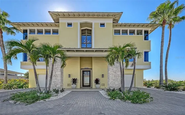 $10,000,000 | 6477 Gulfside Road, Longboat Key, FL 34228