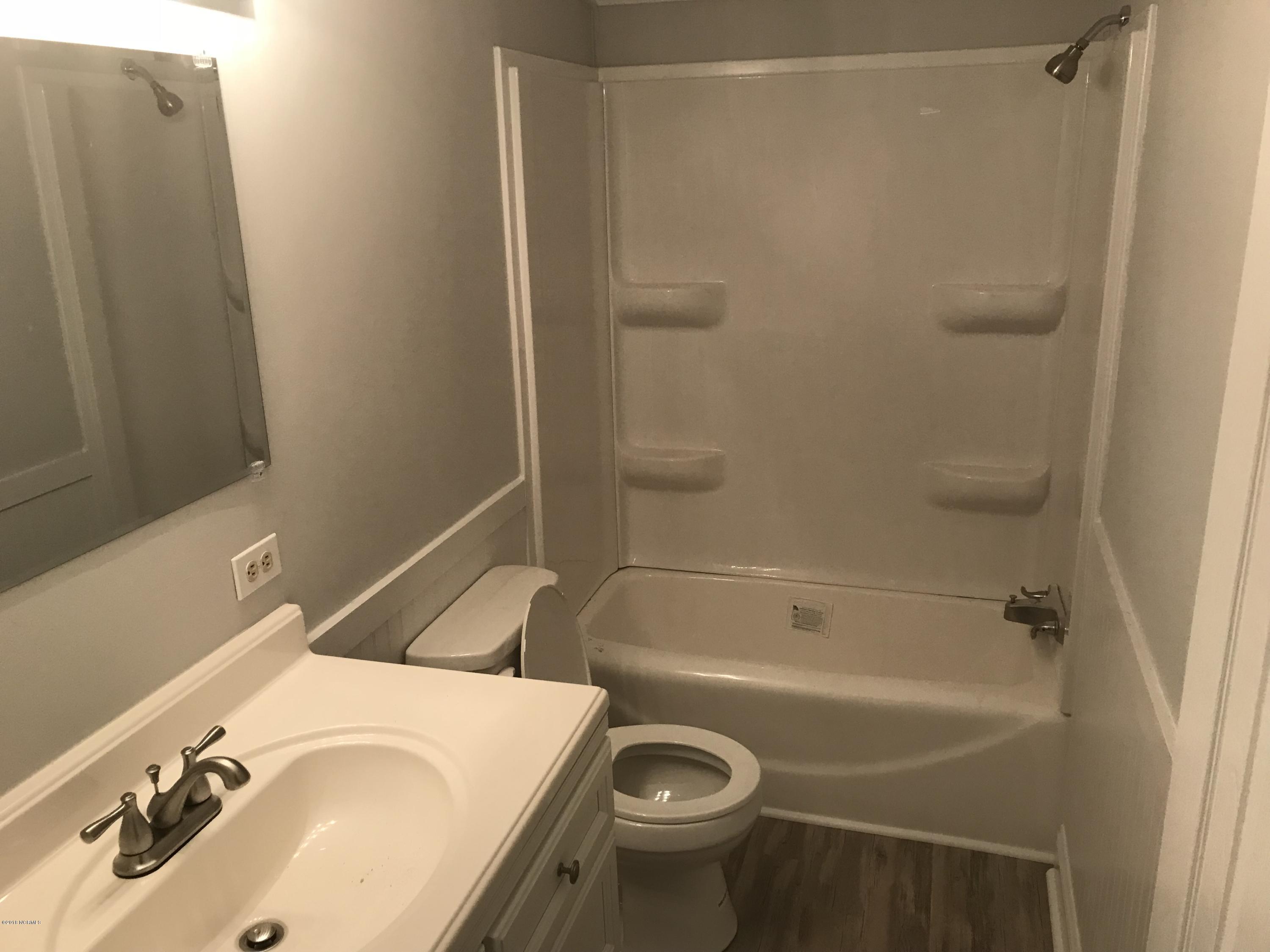 200 Susans Drive Hampstead, NC 28443 - Photo 5 of 13 First Bathroom
