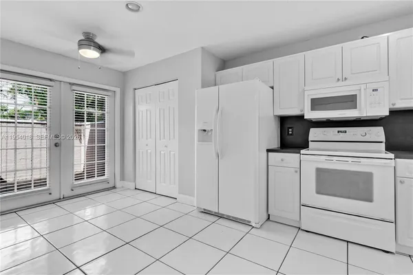 $3,500 | 11668 Southwest 91st Terrace, Unit 11668, Miami, FL 33176