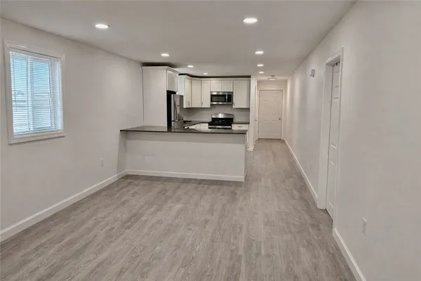 $2,700 | 35 Douglas Avenue, Unit 35, Providence, RI 02908