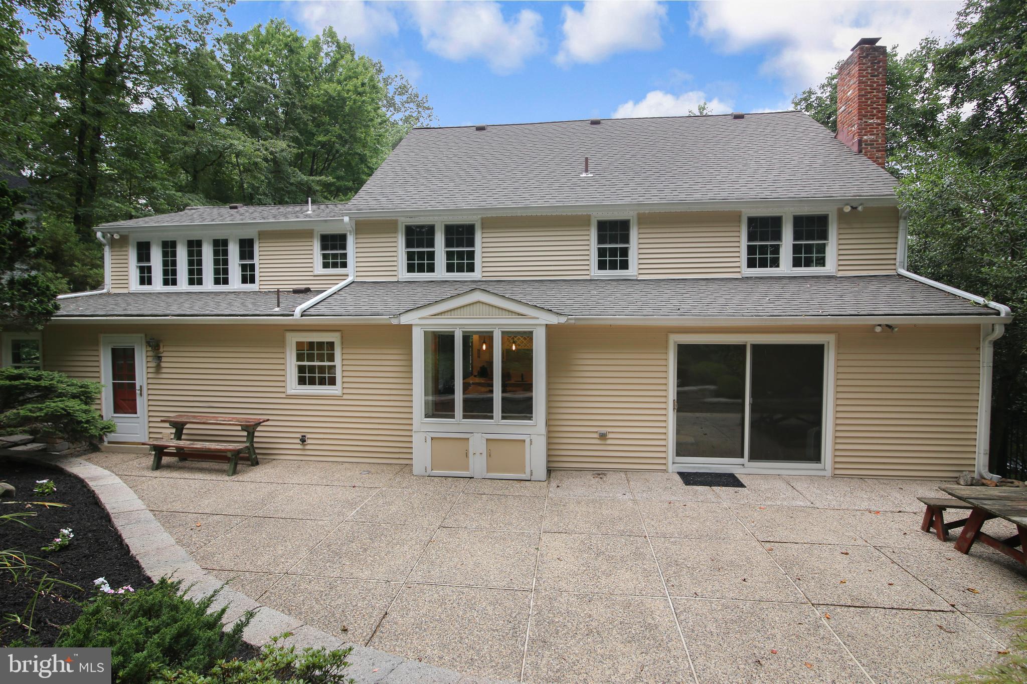 12 Signal Hill Road Cherry Hill, NJ 08003 - Photo 2 of 35 Gallery Image 2