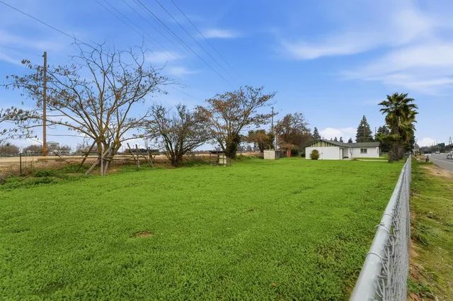 $450,000 | 4529 East Briggsmore Avenue, Modesto, CA 95355